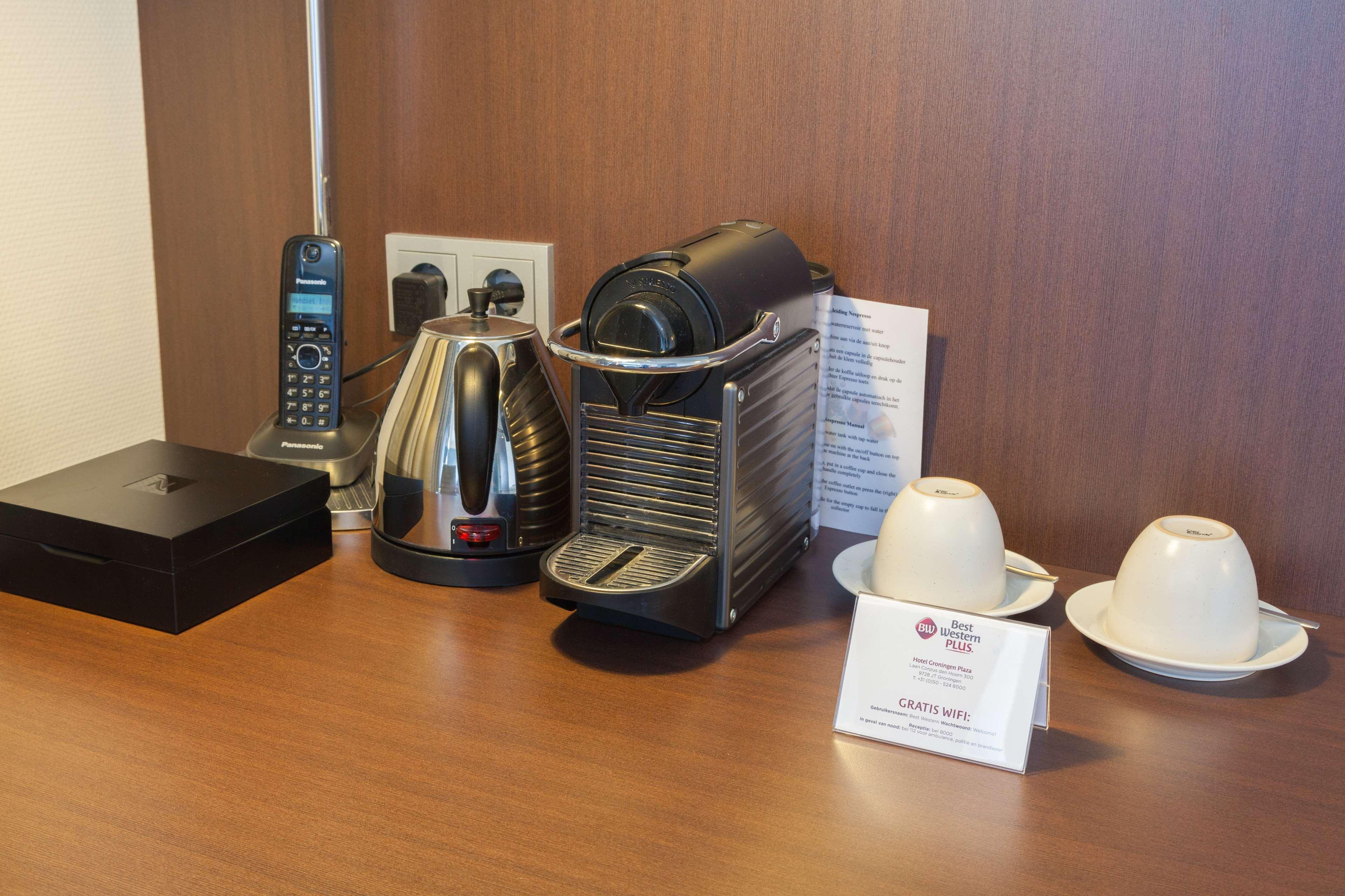 Best Western Plus Flatonia Inn Екстер'єр фото